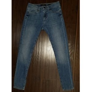 Stretchy Skinny Jeans